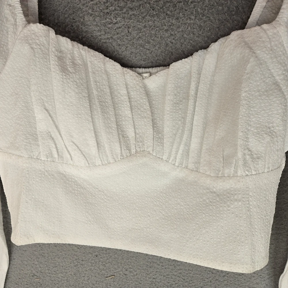 Astr The Label Crop Top White Womens Sz L Ruched Sweetheart Neckline Smock Back